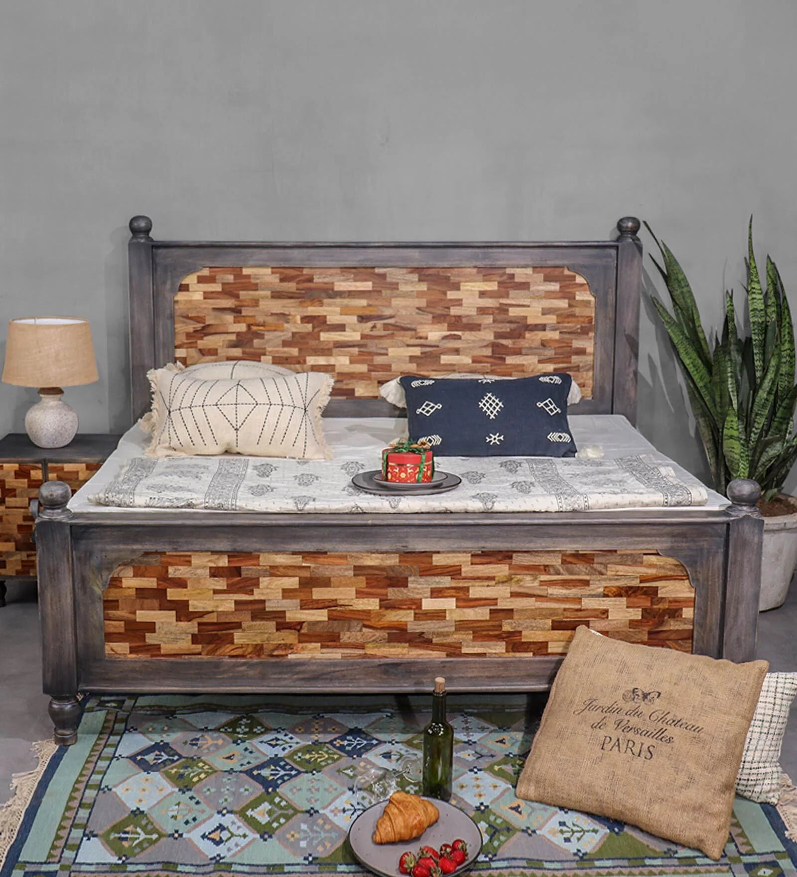 frediano-solid-wood-queen-size-bed-in-vintage-grey-finish-without-storage-in-vintage-grye-teak-col-fubxnv